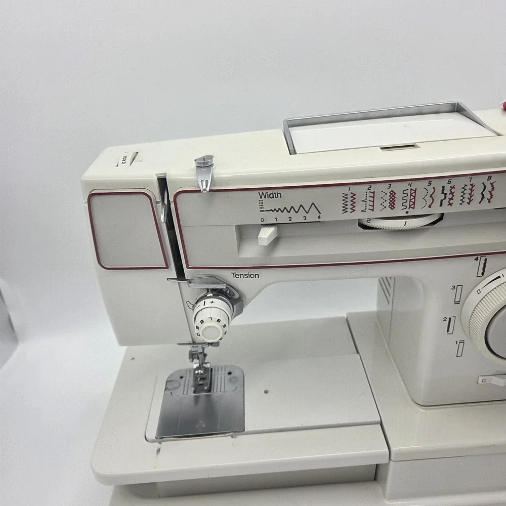 Singer Merritt Model 8734 Sewing Machine 8 Settings Tested No Foot Pedal Power